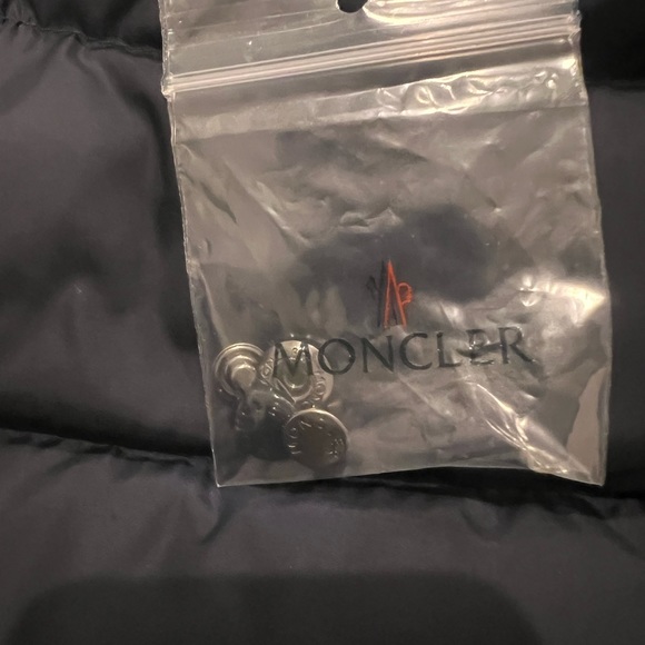 Authentic Moncler Flammette Puffer - Picture 13 of 15